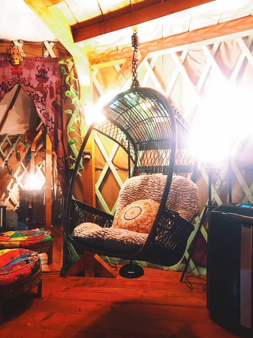 Hanging chair