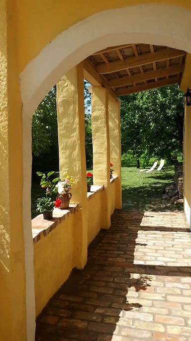 az árnyat adó veranda