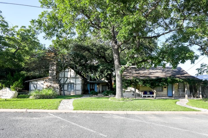 Retiro De La Calle Austin | Perfecto Para Bodas Y Eventos - Fredericksburg, TX