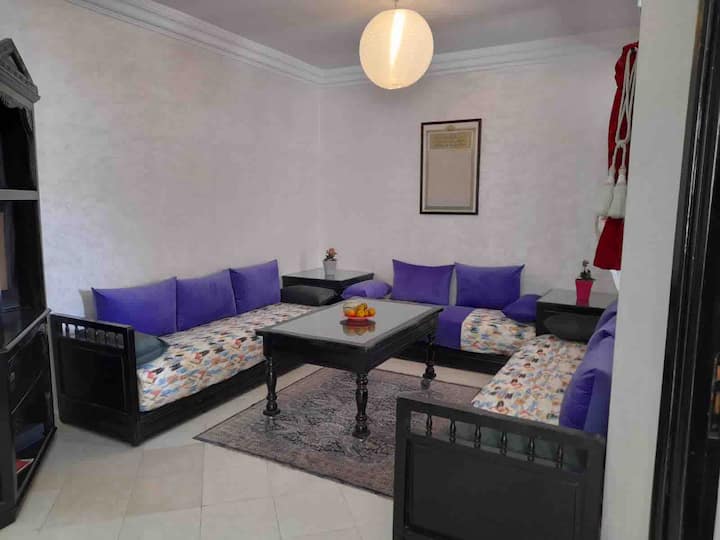 3 rooms central, comfortable and fully equipped Apartments for Rent