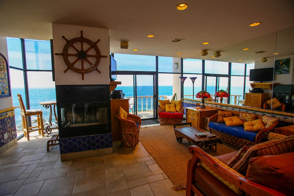 Living room area with perfect views of the ocean!
