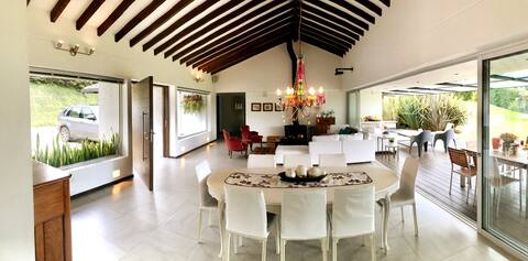 Casa Finca near José María Córdoba Airport