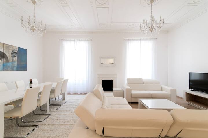 Balboa – Via Veneto Luxury Apartment Roma gallery image 2