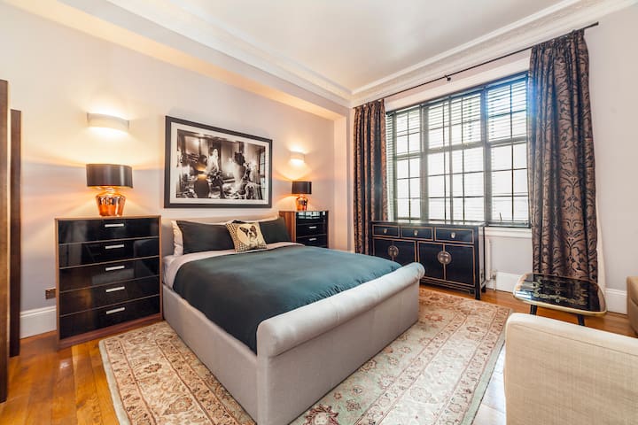 Central luxury, former Embassy