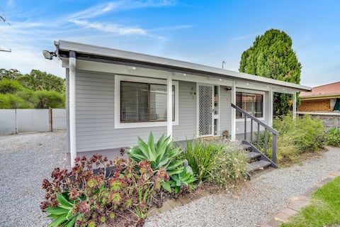 Charming cottage w/ country view