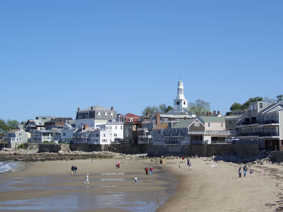 Rockport's Front Beach is just around the corner!