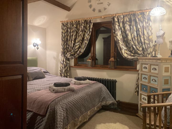 غرفة النوم 2