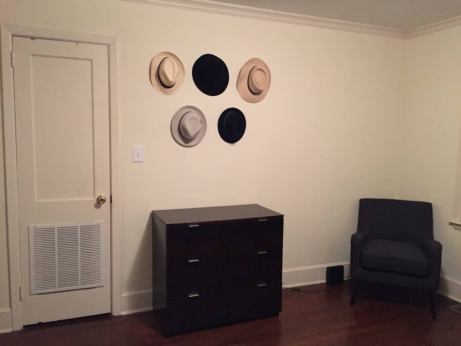 Bedroom closet and drawers