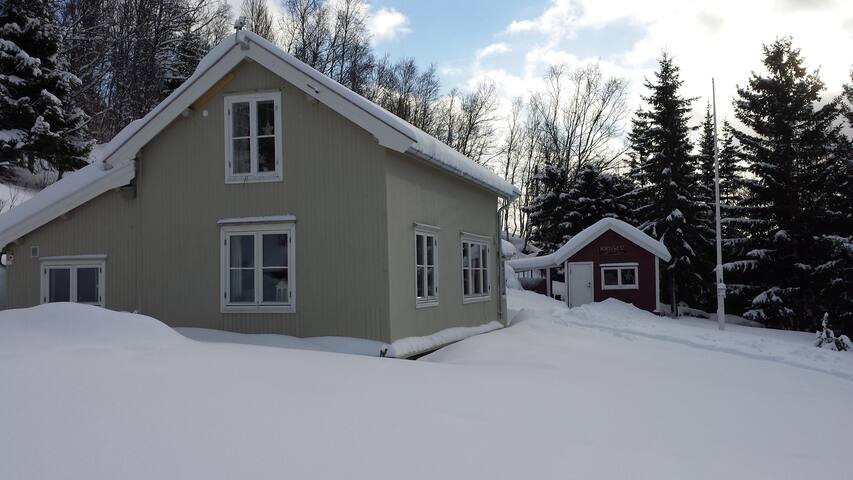 Airbnb Olderdalen Vacation Rentals Places To Stay Troms