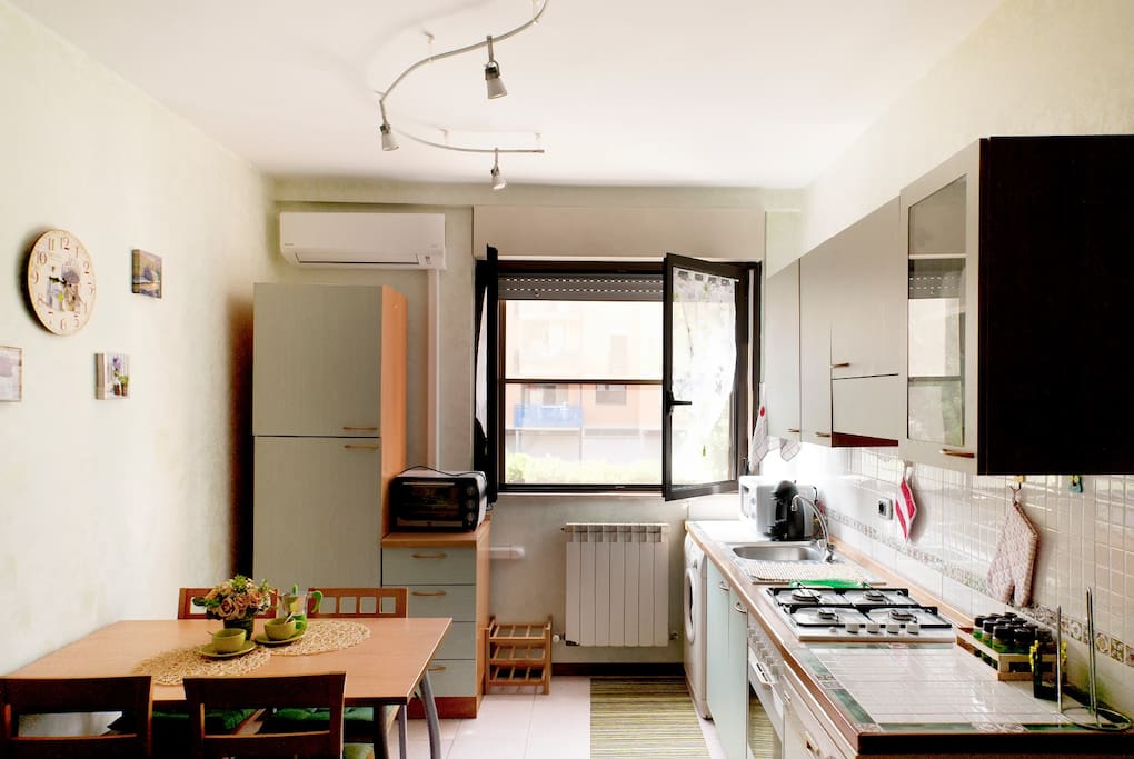 cucina con angolo cottura