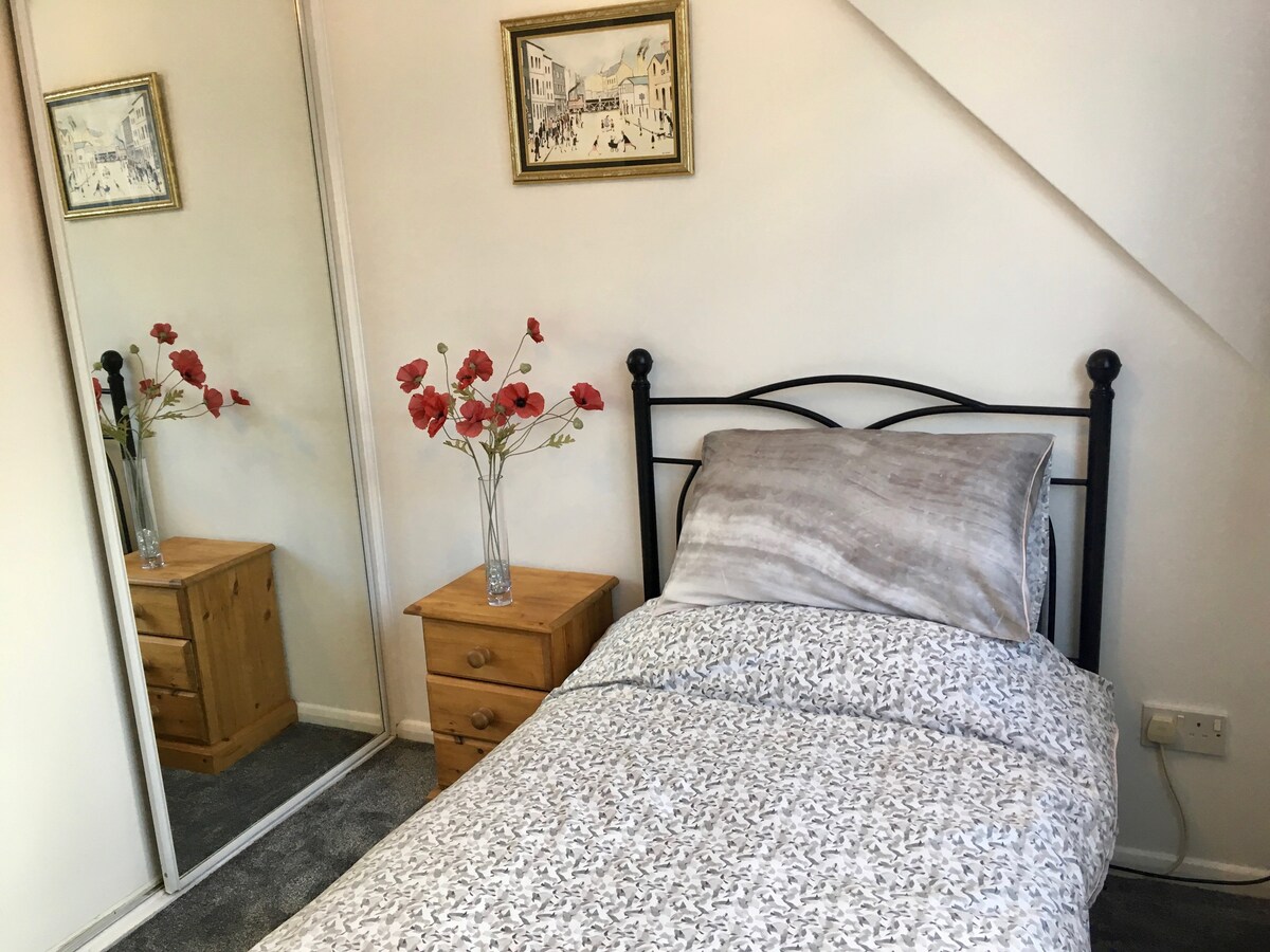 غرفة نوم فردية