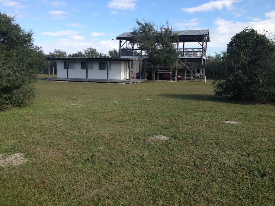 Nice cabin. Very boat friendly. Wash area and rod holders under deck.
