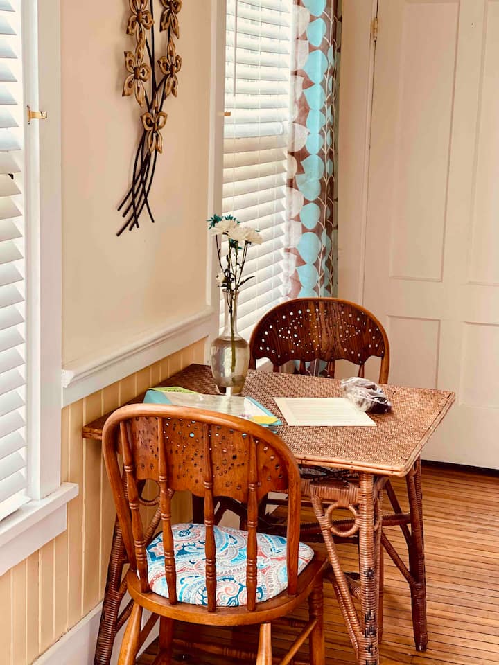 Charming Studio In Heart Of Kennebunk - Wells, ME
