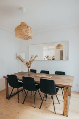 Beautiful Townhouse Roof Top Terrace & Sea View gallery image 5