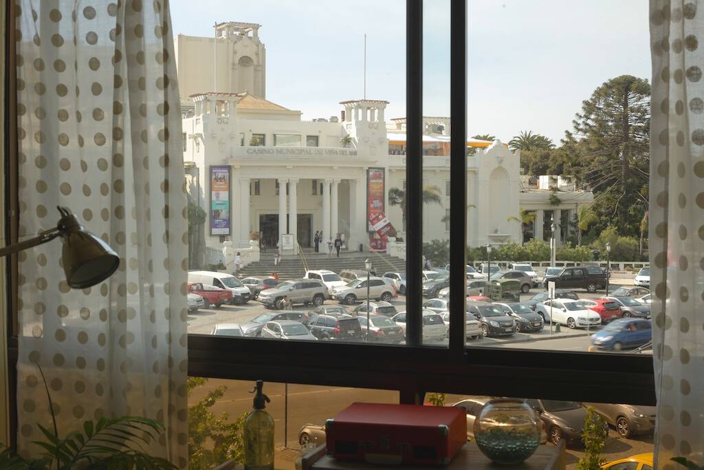 A pasos del Casino
