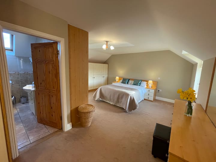 ห้องนอนใหญ่