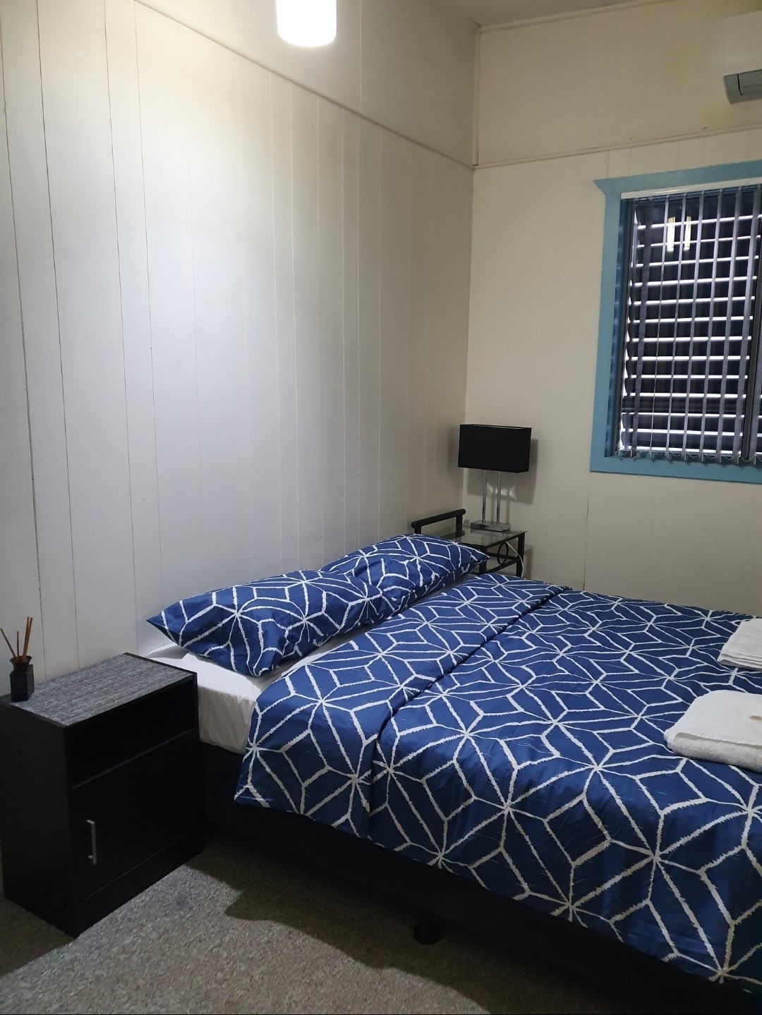 غرفة النوم 1