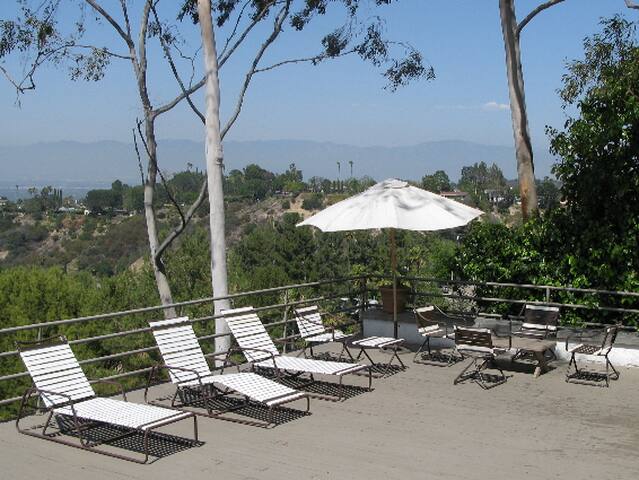 N. Bel Air GATED HOME, POOL, SPA, VIEW- gallery image 3