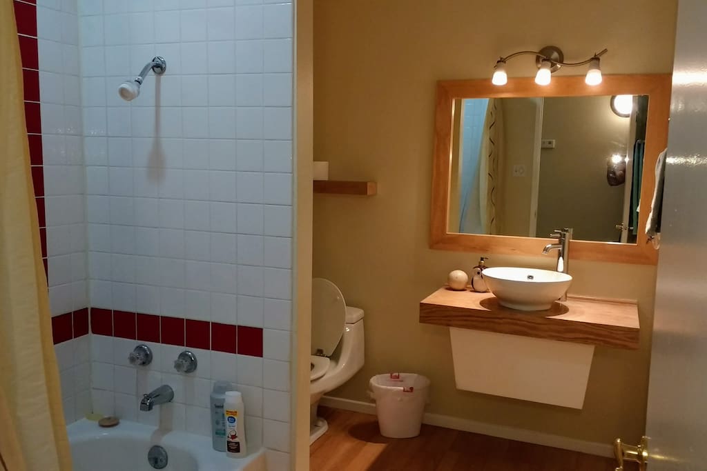 Bathroom 2 has a tub/shower combo.