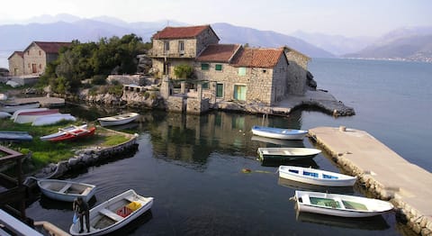 Popular Airbnb listing: Hidden Jewel -Kakrc Apartment in Radovići
