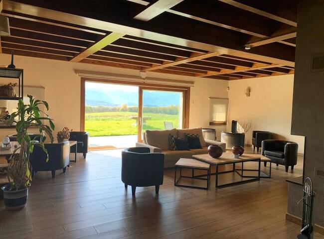 LES FEIXES LLARGUES – casa per 14 persones 🔑 gallery image 2