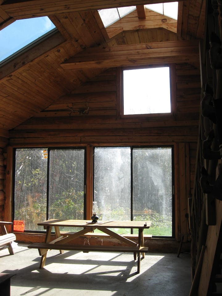 Round Top Retreat, Rustic Cabin Cabins for Rent in Richford, New York