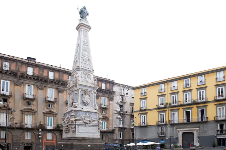 Domus Decumana in the heart of town