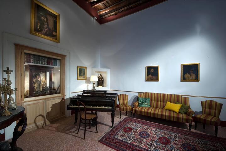 Domus Decumana in the heart of town gallery image 5