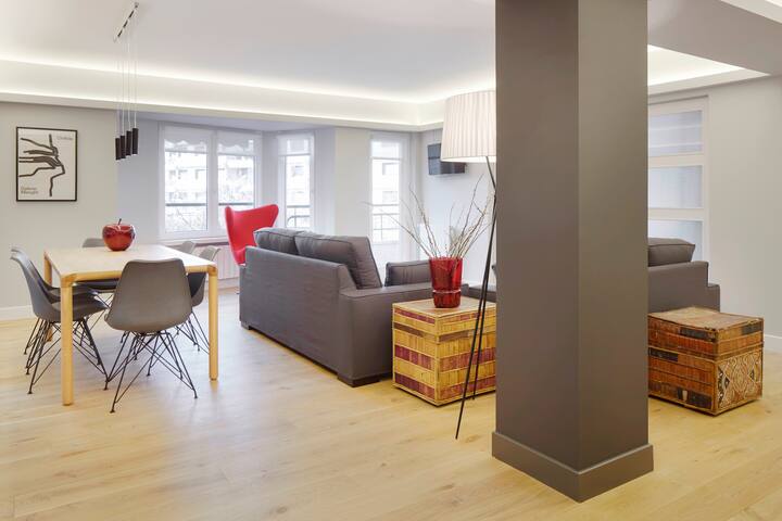 Bella Easo 3 by FeelFree Rentals gallery image 5