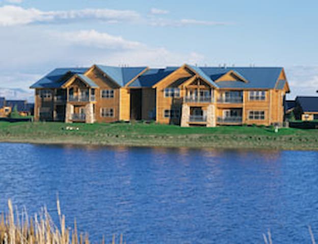 Airbnb 519 Village Dr Vacation Rentals Places To Stay