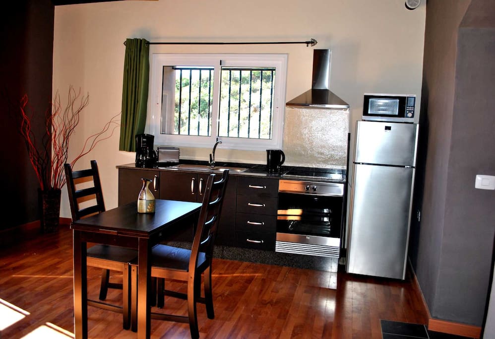 really modern, fully equiped kitchen