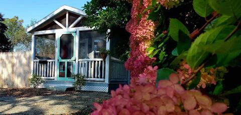 Cozy cottage in Winterport Village