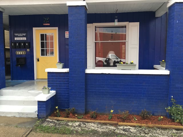 Cambridge OH 1 Bed Furnished Short/Long term apt