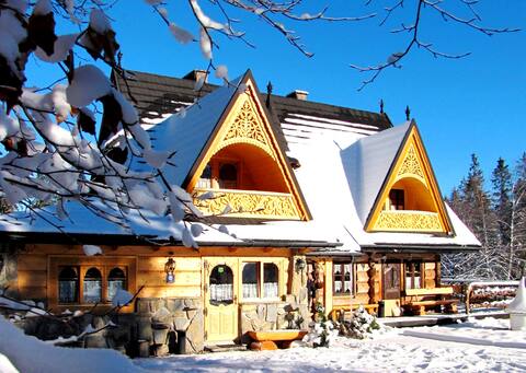 Bajkowa Folk. Chalet No 1 with hot tube.