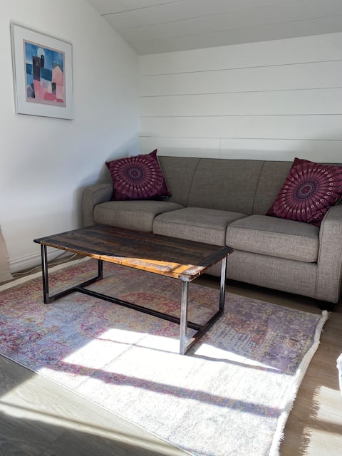 Top performing Airbnb: Little Blue Barn on the Bench in Lincoln