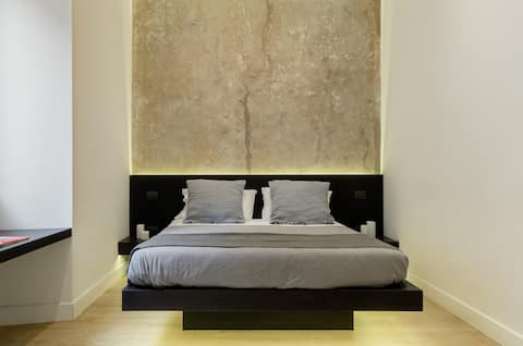 Colosseum Designer Suite Condo
