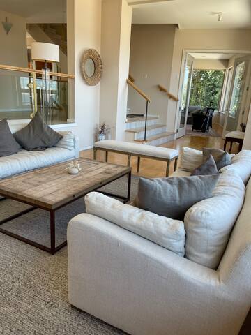 Waterfront Home in the CITY! gallery image 3