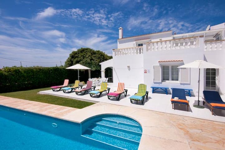 villa savanna menorca gallery image 3