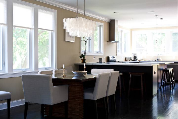 Joliet apartments visit Vacation Rentals, Homes, Experiences & Places - Airbnb