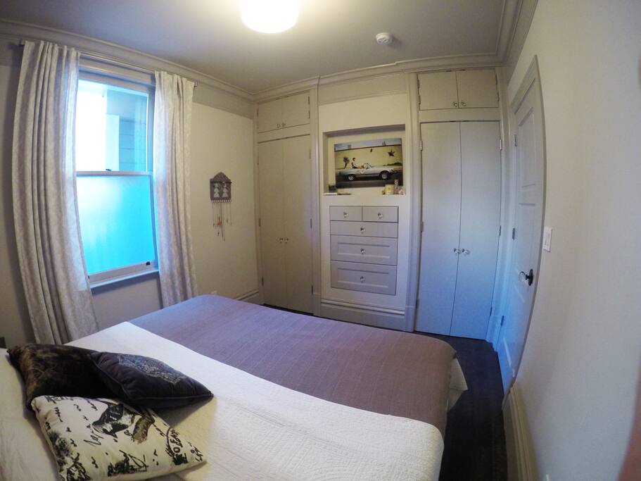 Master Bedroom (King)