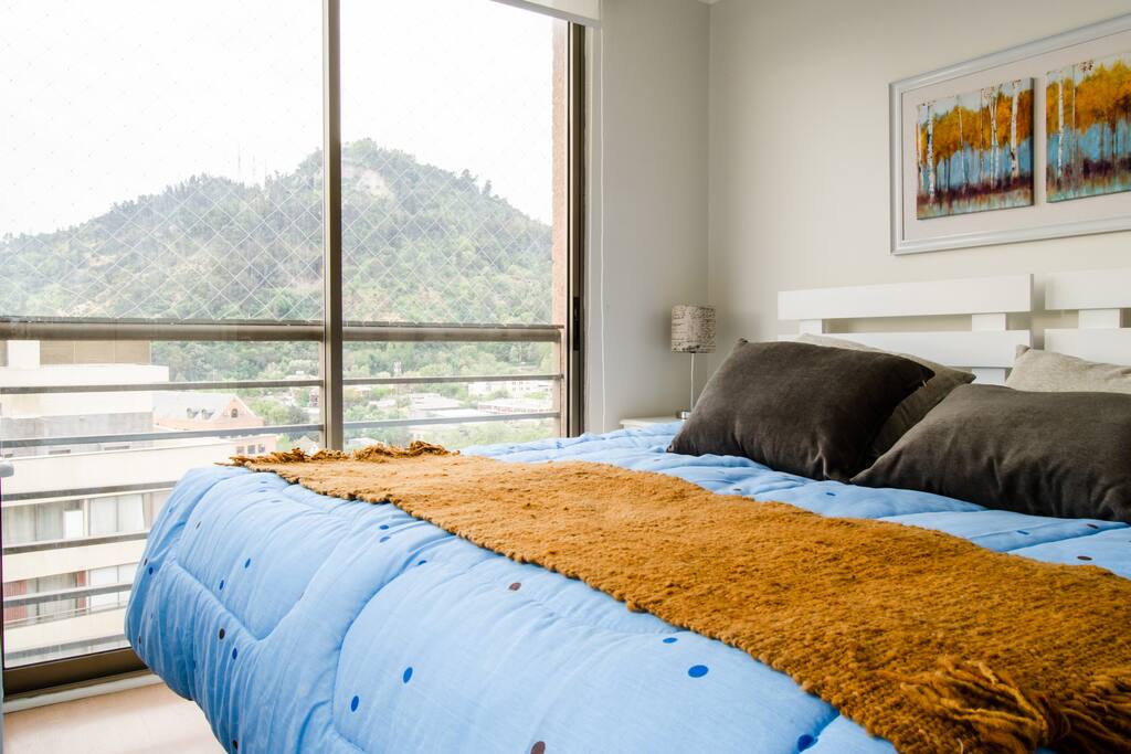 Habitación principal en suite. Se pueden separar las camas en dos individuales.