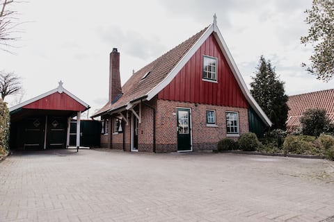 Vacation home 6 p. in the Achterhoek with Sauna