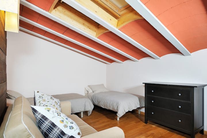 Drei-Bett-Penthouse - Zwischengeschoss mit drei Betten