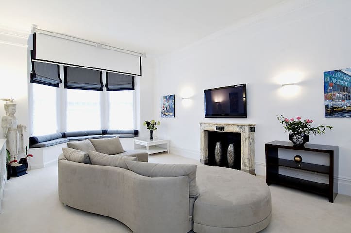 Heavenly Family Home London Central
