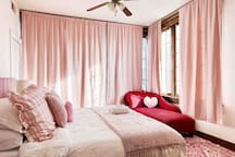 Valentine Suite | 1BD/1BA Apt in The Rose Inn