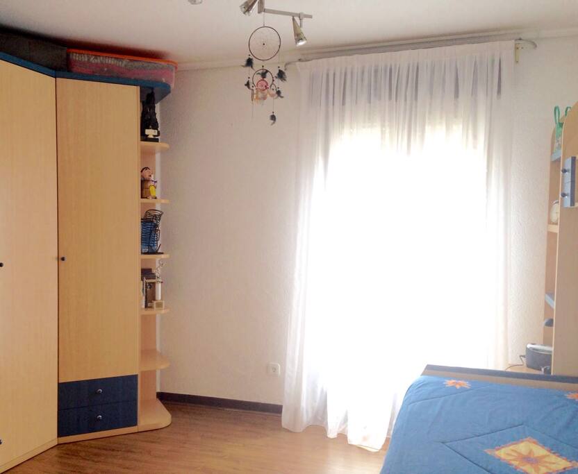 Cuarto 3 con galeria