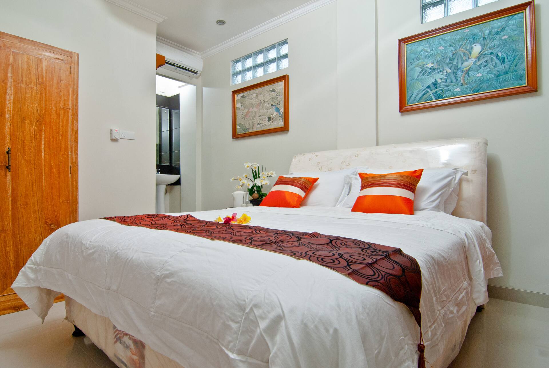 Guesthouse KutaEcoStay for greenies