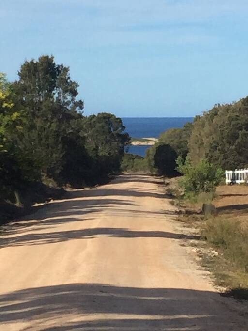 Driveway aprox 300 m between beach and Crayfish Cottage