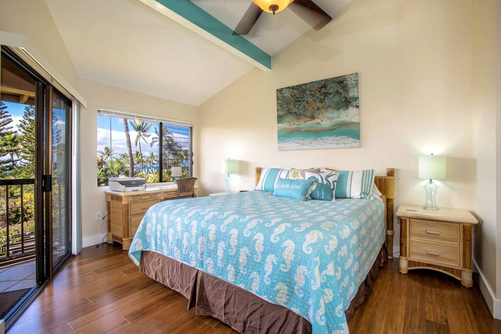 19B Master Bedroom, Ekahi Village – Maui A Place Apart
