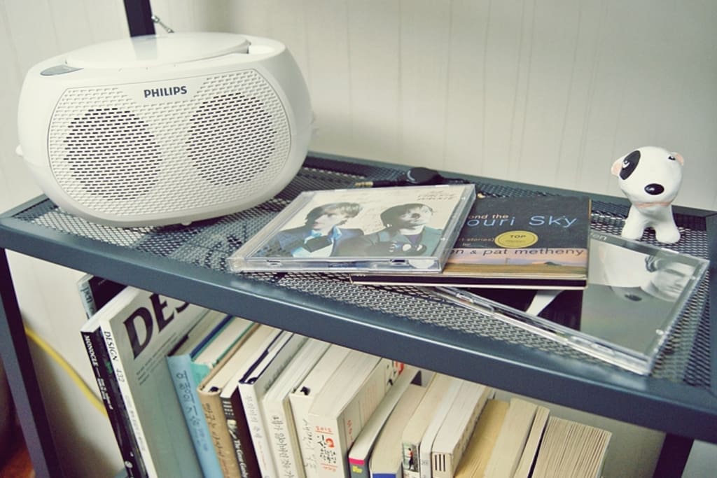 Chilling out with music & reading